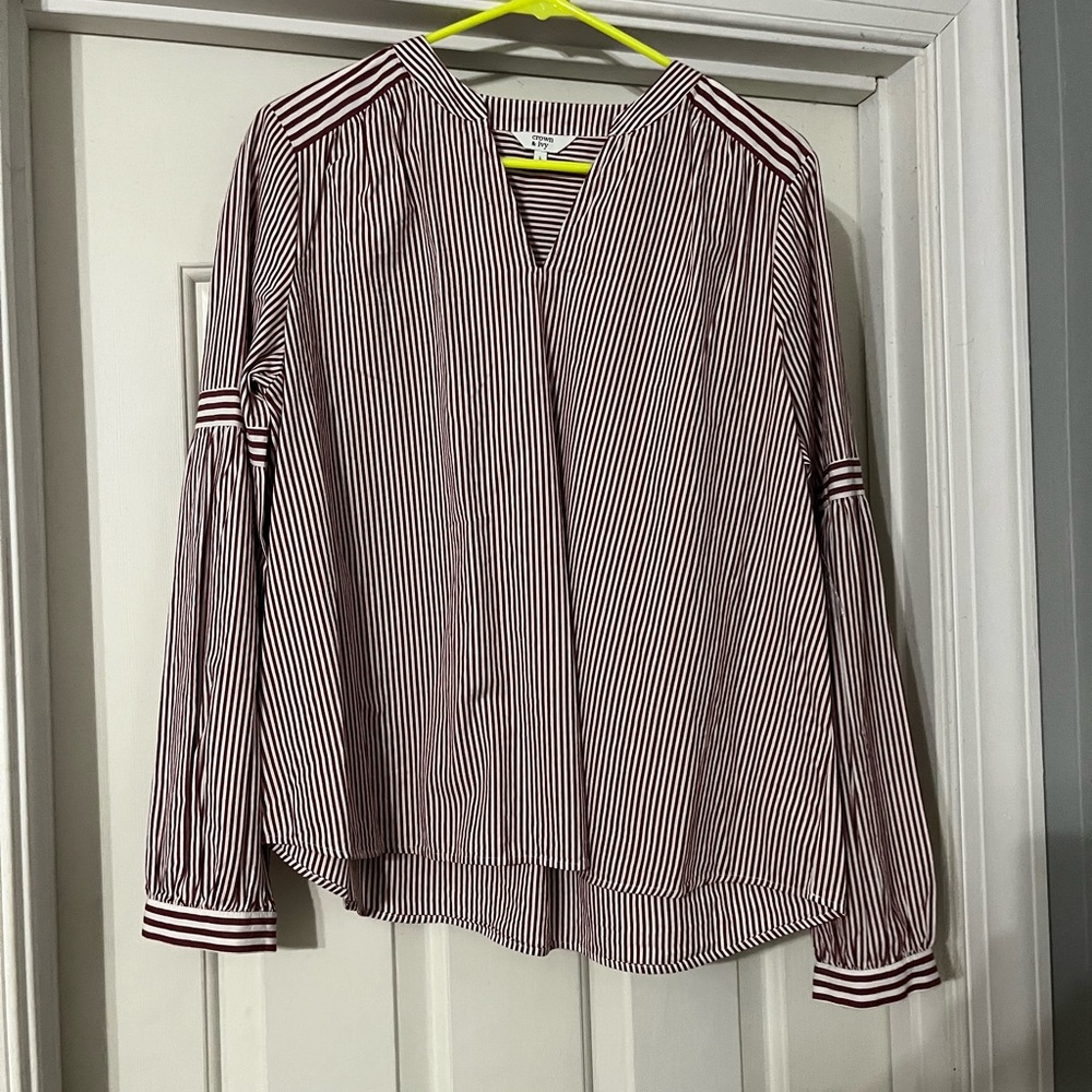Striped long sleeve blouse!